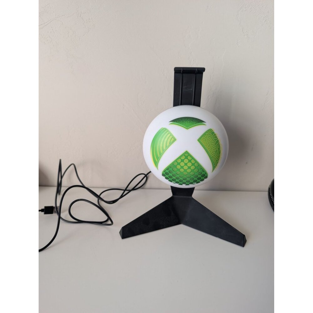 Xbox Official Head Light Gear Light Up Headphone Stand 2 Lighting Modes